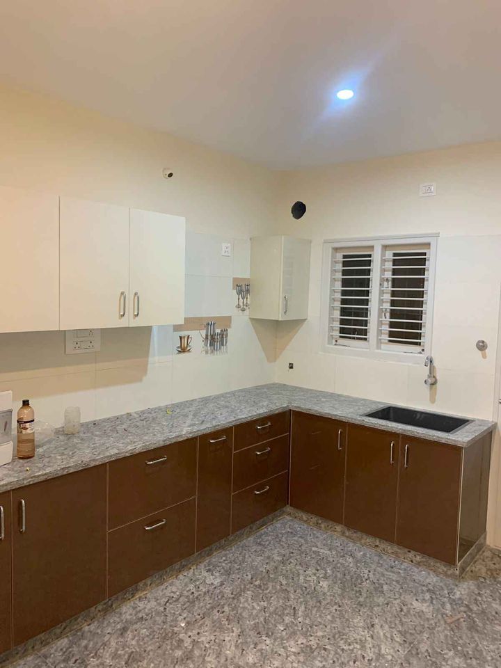 DUPLEX HOUSE. FOR SALE in BENGALURU, KA, Bangalore 70 Kingston Gate